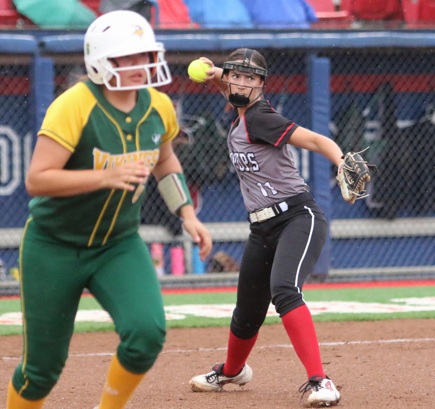 Late rally falls short, Bullpups end season as runner-up in Division II